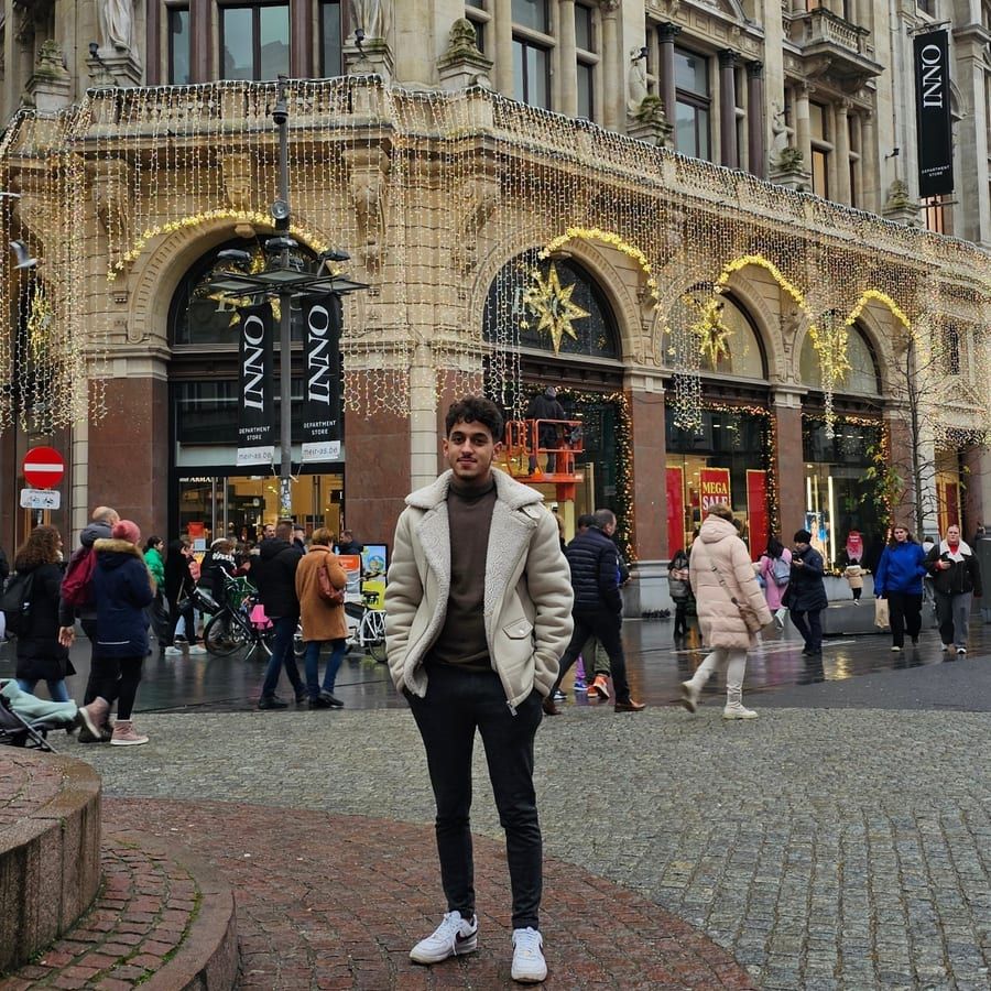 Profil von Zahir